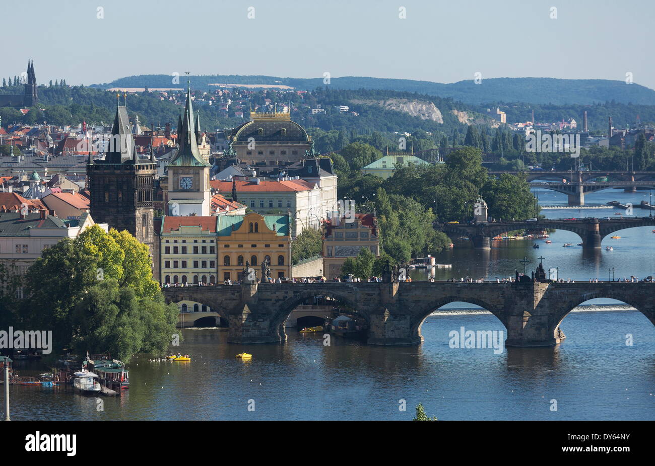 Ponts sur la rivière Vltava, Prague, République Tchèque, Europe Banque D'Images