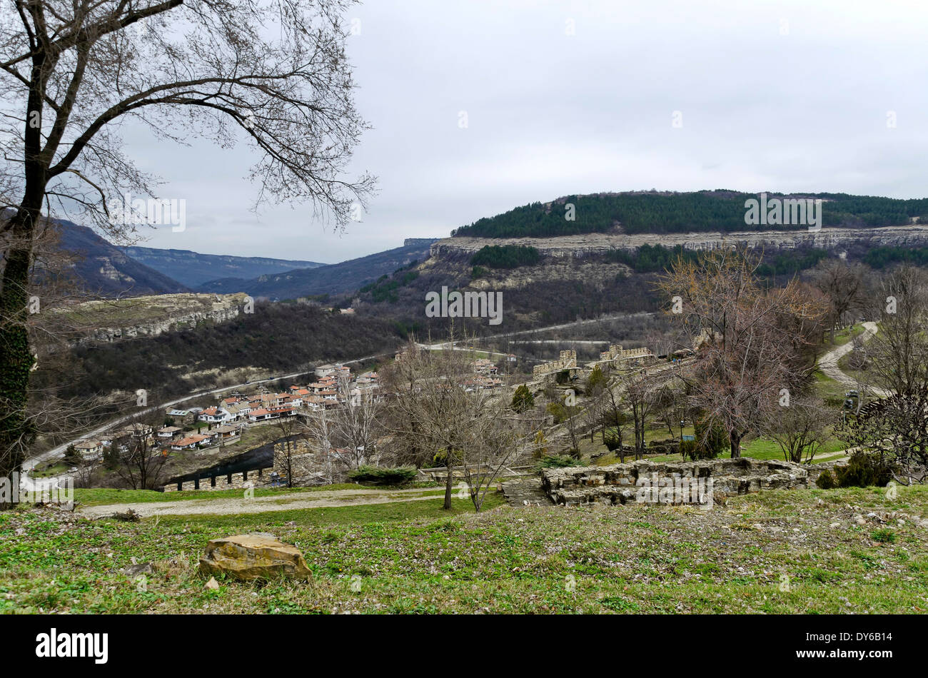 Paysage avec maisons à Veliko Tarnovo, Bulgarie Banque D'Images