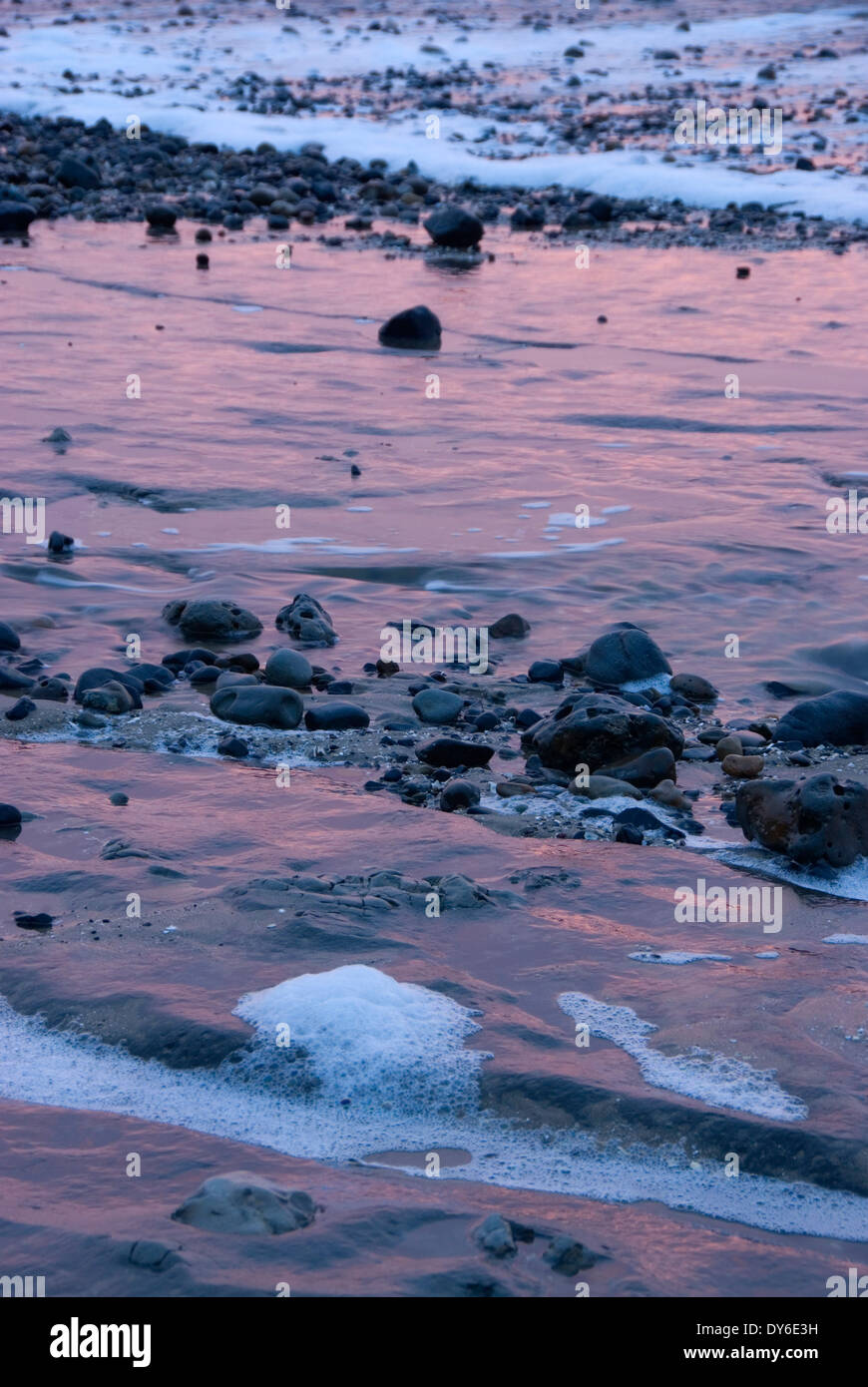 Zone de surf au crépuscule, Lost Creek State Park, New York Banque D'Images