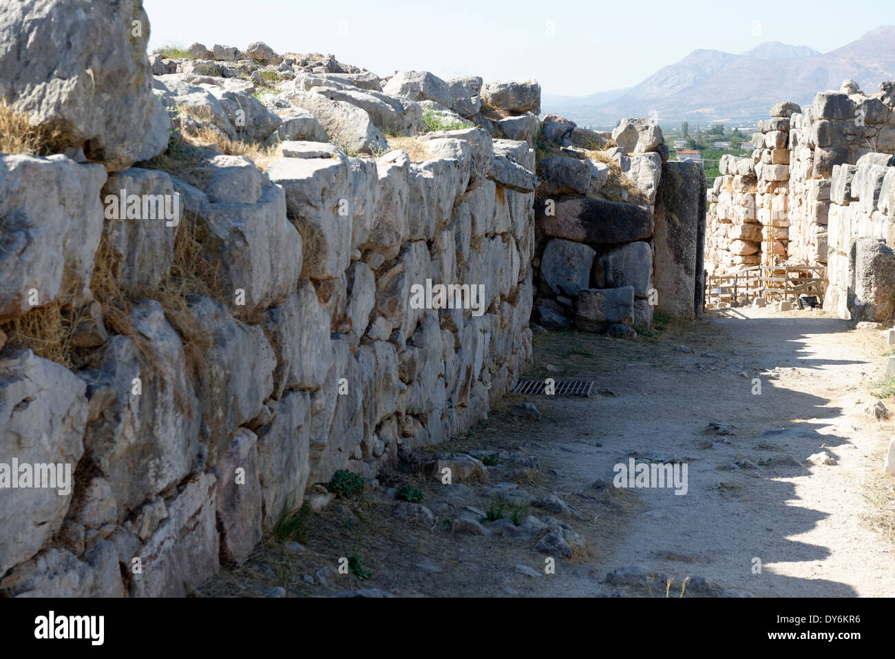 Le passage entre les portes intérieures 13ème siècle avant J.C. La forteresse mycénienne Tirynthe Péloponnèse, Grèce, éventuellement, port de Banque D'Images