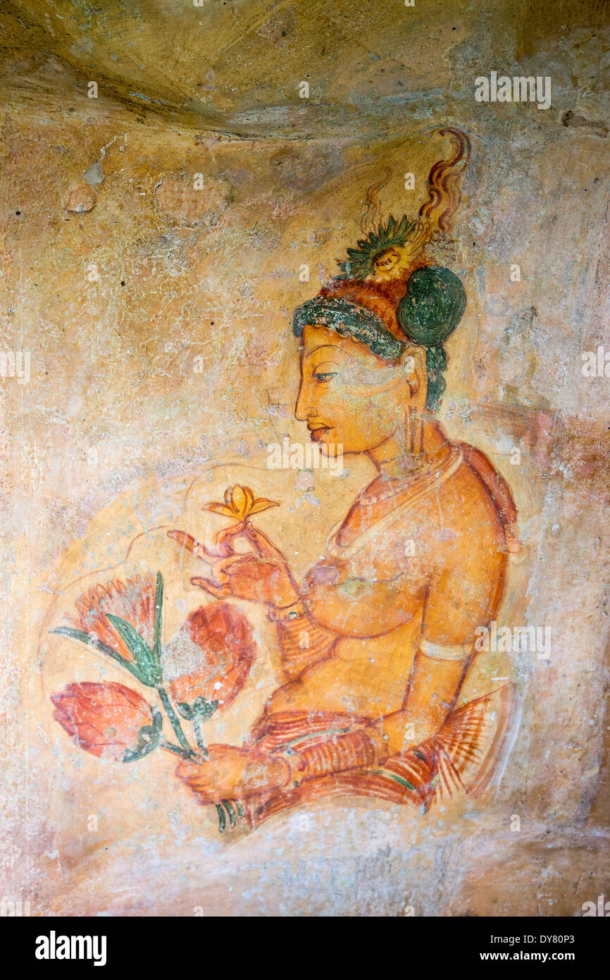 Grotte des fresques dans les ruines de Sigiriya au Sri Lanka Banque D'Images