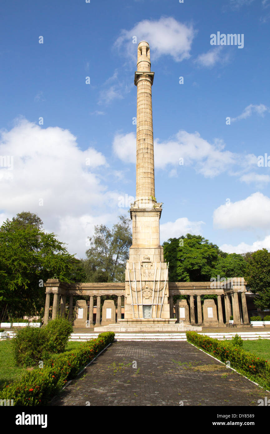 Cénotaphe Monument commémoratif de guerre, Viharamahadevi (anciennement Parc Victoria) (les deux guerres mondiales), Colombo, Sri Lanka Banque D'Images