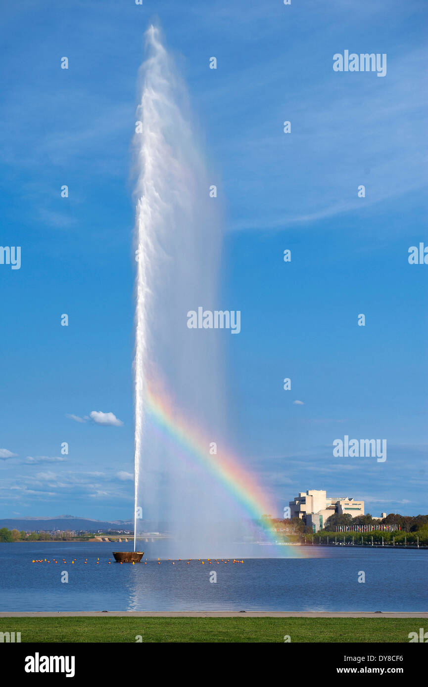 L'Australie, Canberra, New South Wales, rainbow, fontaine Banque D'Images