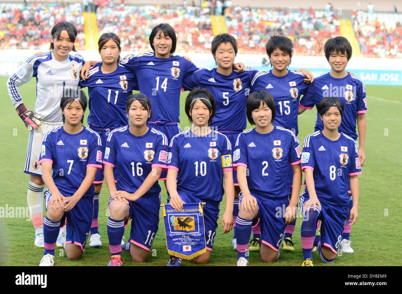 Le Japon squad posant avant le coup d'envoi. Banque D'Images