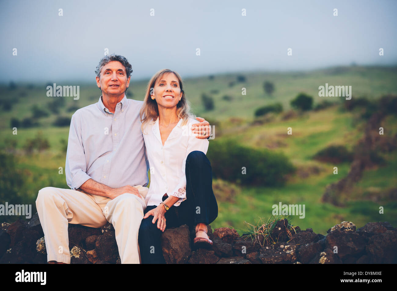 L'amour heureux couple d'âge moyen Banque D'Images