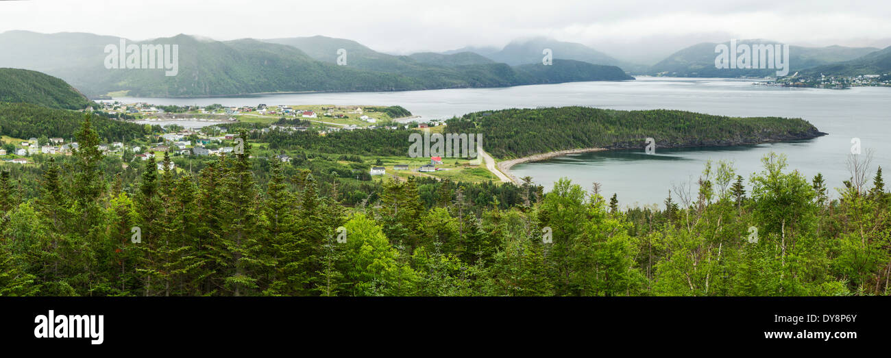 Norris Point, Bonne Bay et des forêts vu depuis le point de vue à la Chambre en gros Jenniex Parc National de Morse, Terre-Neuve Banque D'Images