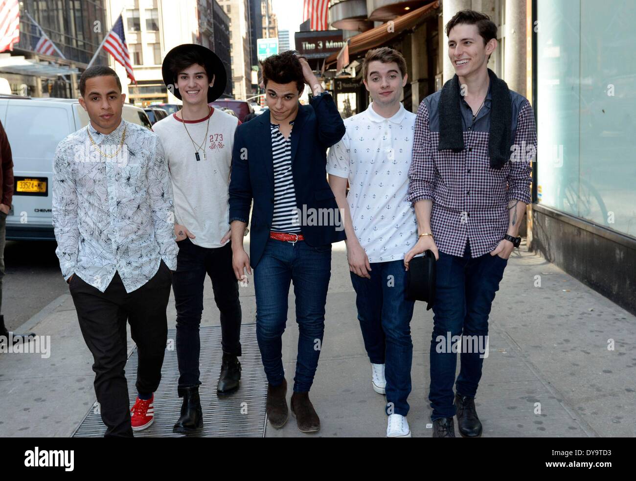 New York, NY, USA. 10 avr, 2014. Colton Rudloff, Eric Secharia, Thomas Augusto, Anthony Ladao, Joey Diggs Jr. à l'intérieur pour la journée presse avec MIDNIGHT ROUGE, New York, NY Le 10 avril 2014. Credit : Derek Storm/Everett Collection/Alamy Live News Banque D'Images