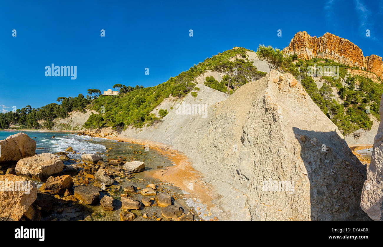 Luxe, villa, côte de l'anse de l'Arlene, paysage, été, montagne, mer, Cassis, Bouches du Rhône, France, Europe, Banque D'Images