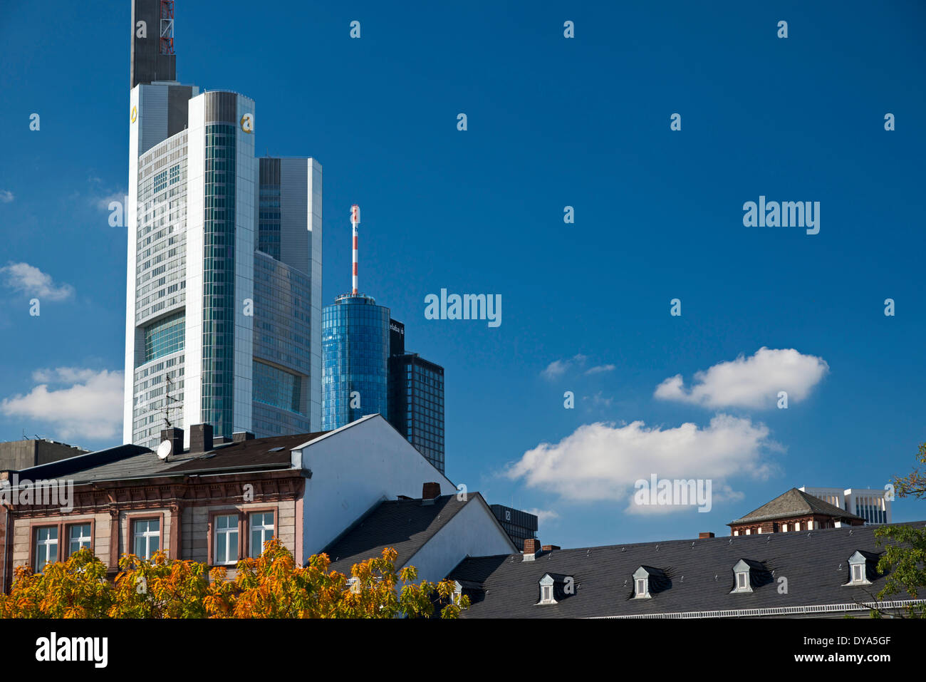 Commerzbank, Allemagne, Francfort, la Hesse, Main, MAIN, tour à terre, bâtiments résidentiels, banque Banque D'Images