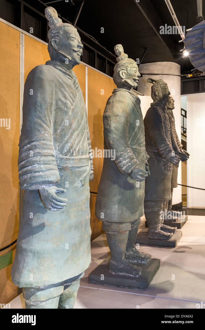 Les Guerriers en terre cuite, des répliques de sculptures, artéfacts chinois Museum, Centre culturel chinois de Calgary, Alberta, Canada Banque D'Images