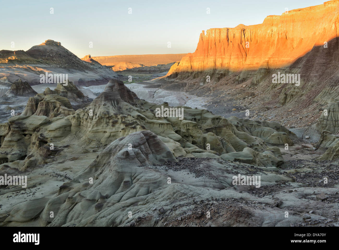 Nord Ouest de l'ouest du Wyoming USA America United States Greybull Devils badlands paysage nature Cuisine outback falaise verti Banque D'Images