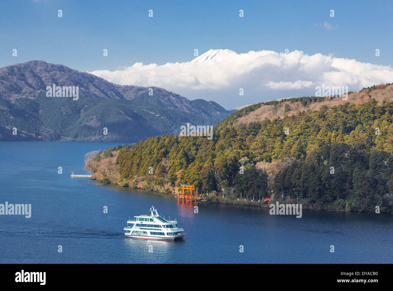 Le Japon, l'Asie, Inari, Fuji, Hakone, Torii, portail, lac, mont, navire, touristique, voyage Banque D'Images