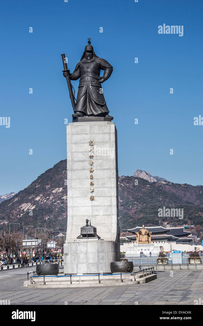 Du patrimoine mondial, la Corée, l'Asie, à Séoul, l'amiral, Yi Sun Shin, architecture, ville, histoire, bronze, statue, touristique, les voyages, l'UNESCO Banque D'Images
