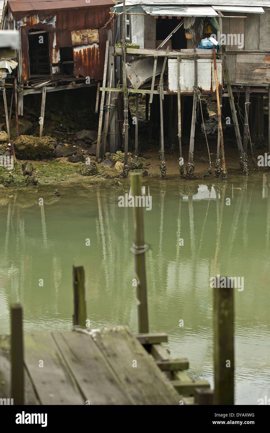 Maisons sur pilotis dans 'Tai O' village traditionnel de pêcheurs, Lantau Island, Hong Kong. Banque D'Images
