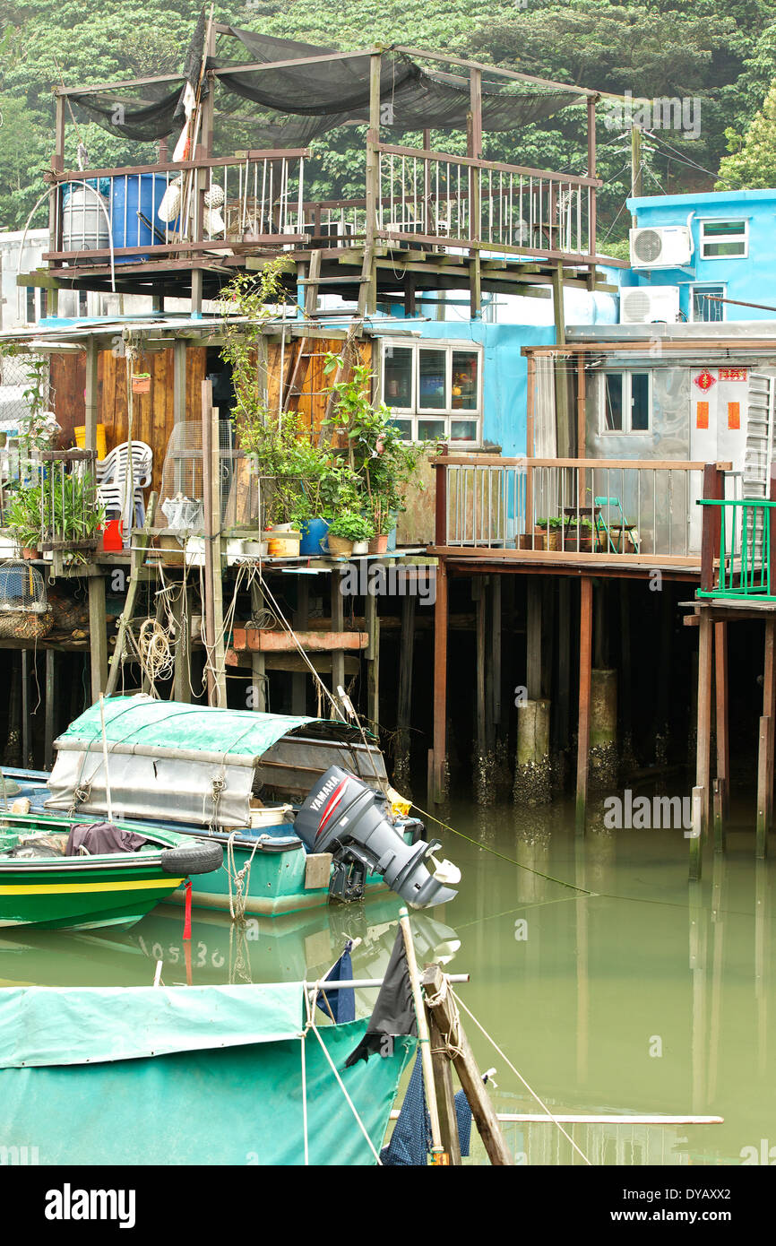 Maisons sur pilotis dans 'Tai O' Chinois traditionnel village de pêcheurs, l'île de Lantau, à Hong Kong. Banque D'Images