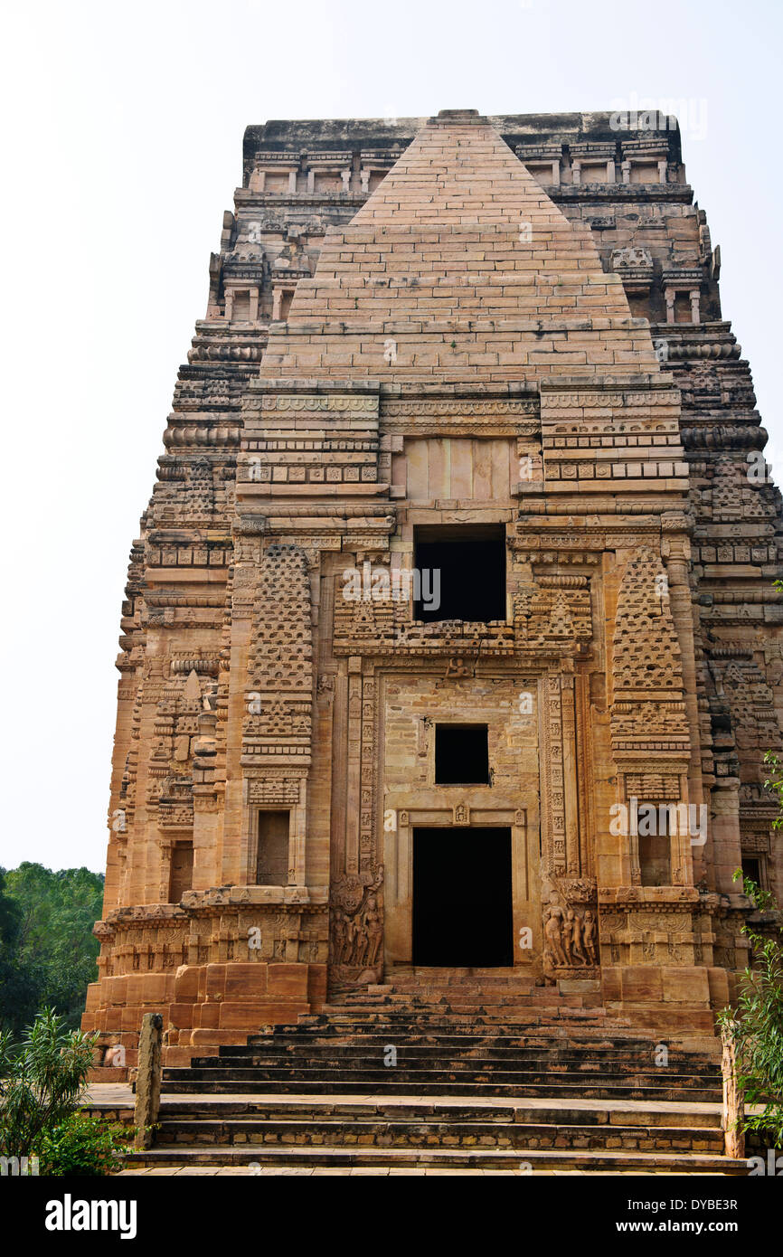 Teli ka Mandir,des pierres tombales,entrée,9e siècle,plus grand Temple dans le fort de Gwalior, Madhya Pradesh en Inde centrale. Banque D'Images