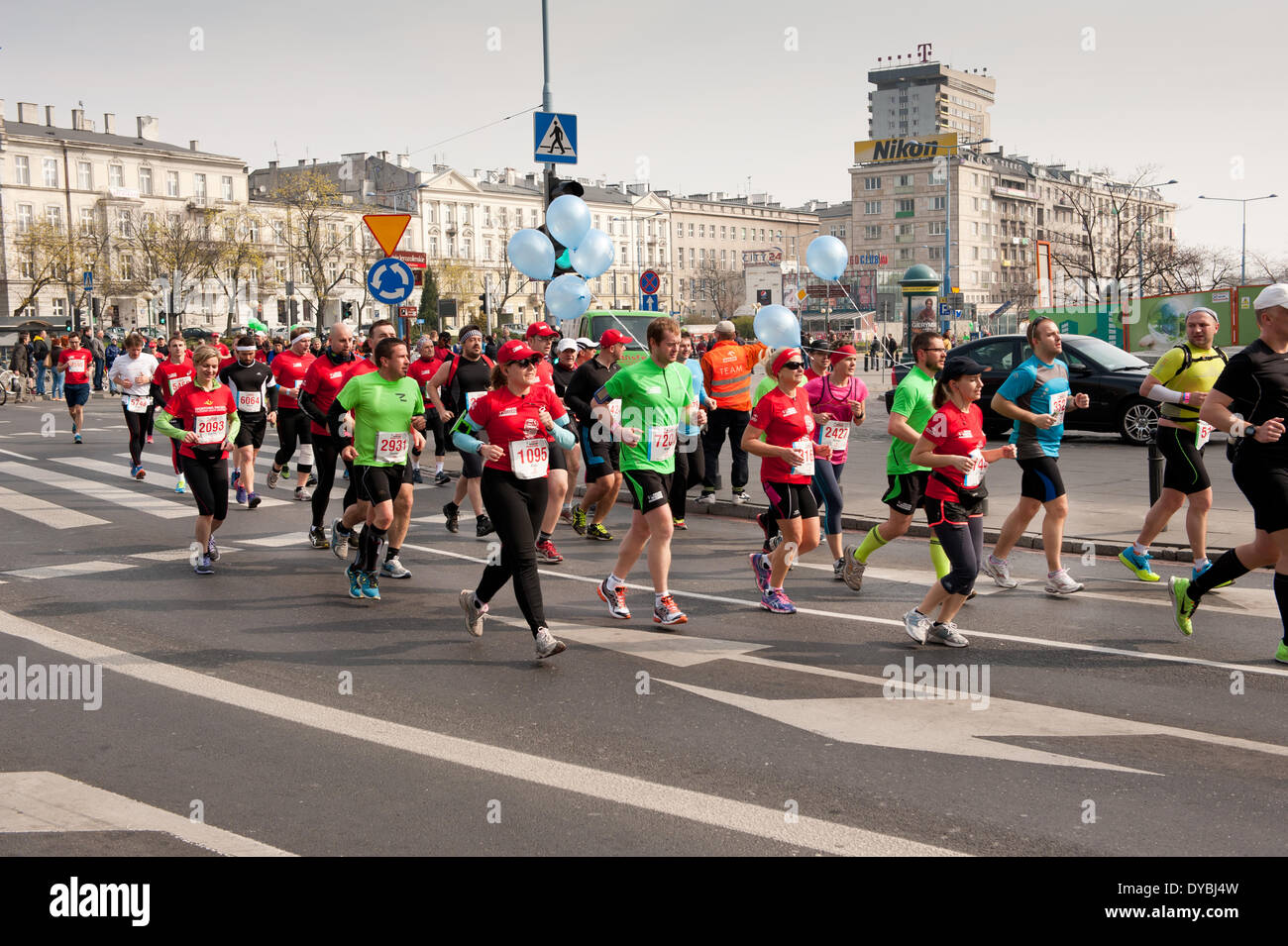 Varsovie, Pologne, 13ème, avril 2014, Varsovie 2014, Marathon Orlen long-distance l'événement avec une distance officielle de 42,195 kilomètres. Banque D'Images