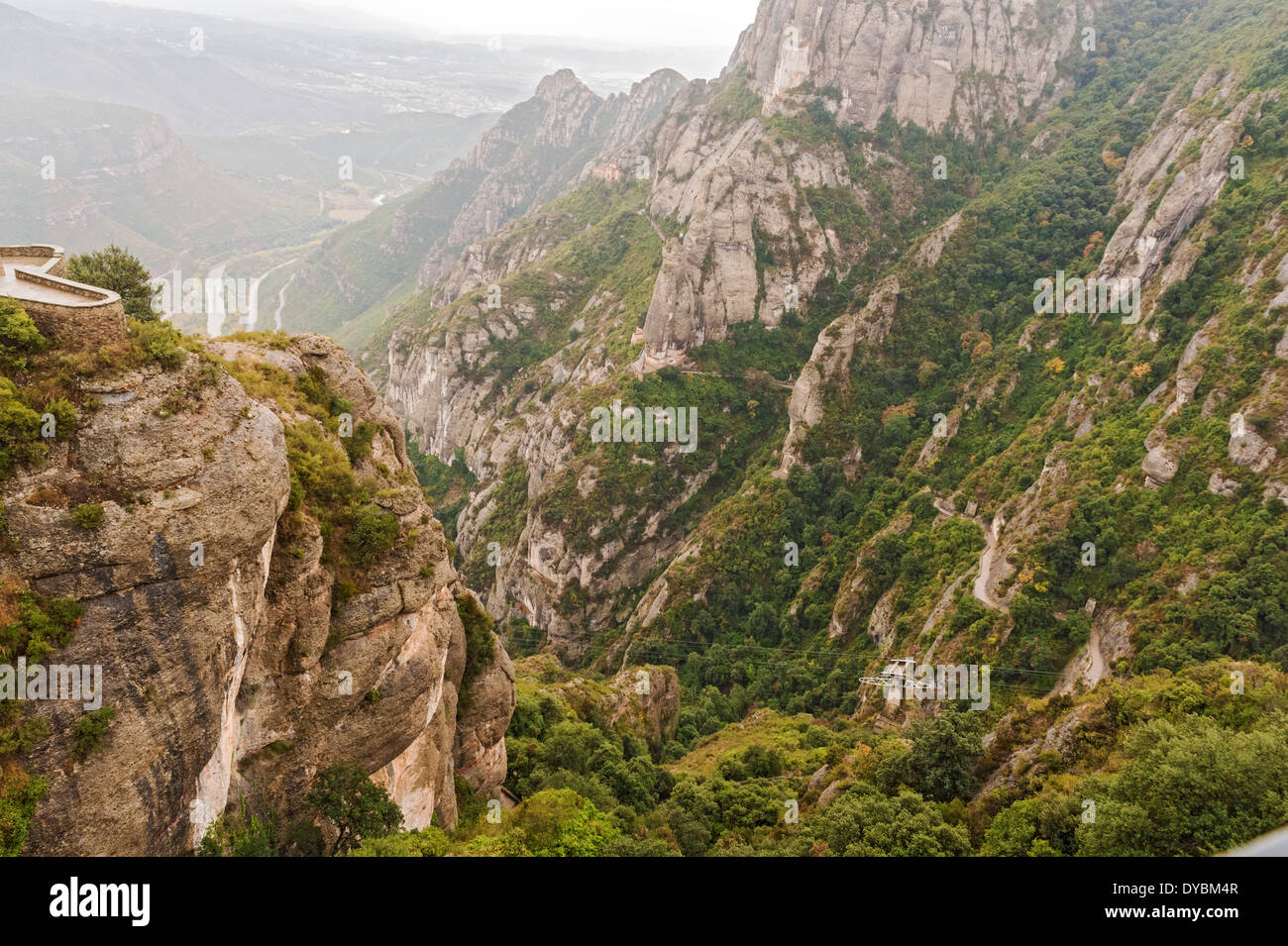 Vue paysage à Montserrat. C'est une montagne multi-situé près de la ville de Barcelone, en Catalogne, Espagne. Banque D'Images