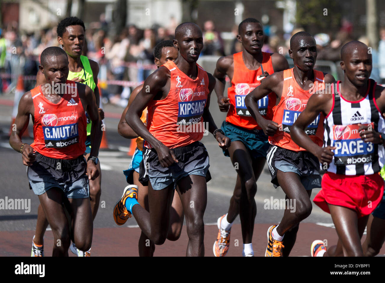 Londres, Royaume-Uni. 13 avr, 2014. Wilson KIPSANG 13 avril 2014. Virgin Money Marathon de Londres 2014, l'Autoroute, Londres, Royaume-Uni. Crédit : Simon Balson/Alamy Live News Banque D'Images