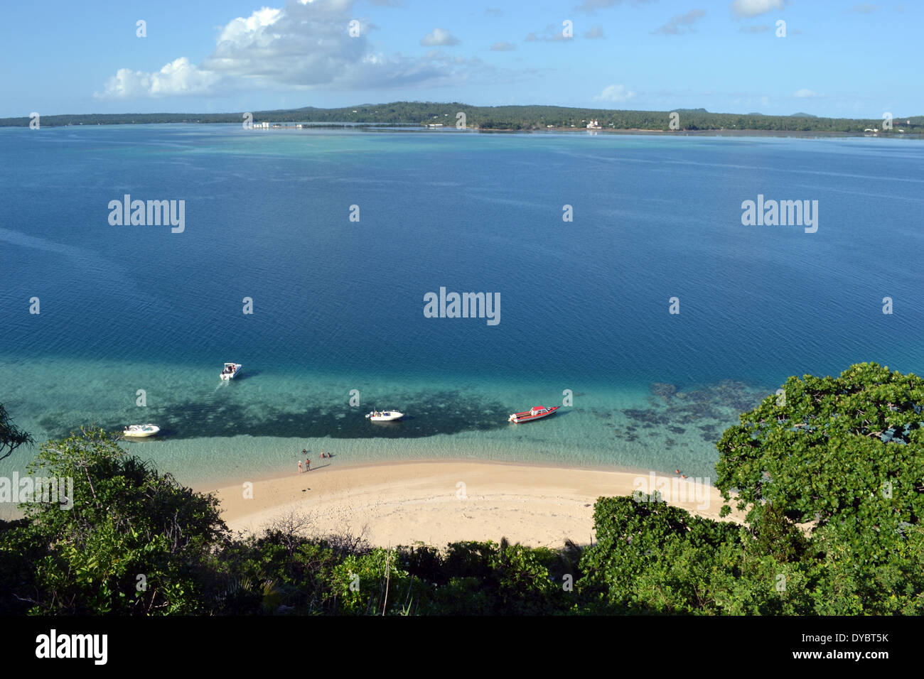 Bateaux à quai dans une plage à Nukutapu îlot, l'île de Wallis, Wallis et Futuna, de la Mélanésie, Pacifique Sud Banque D'Images