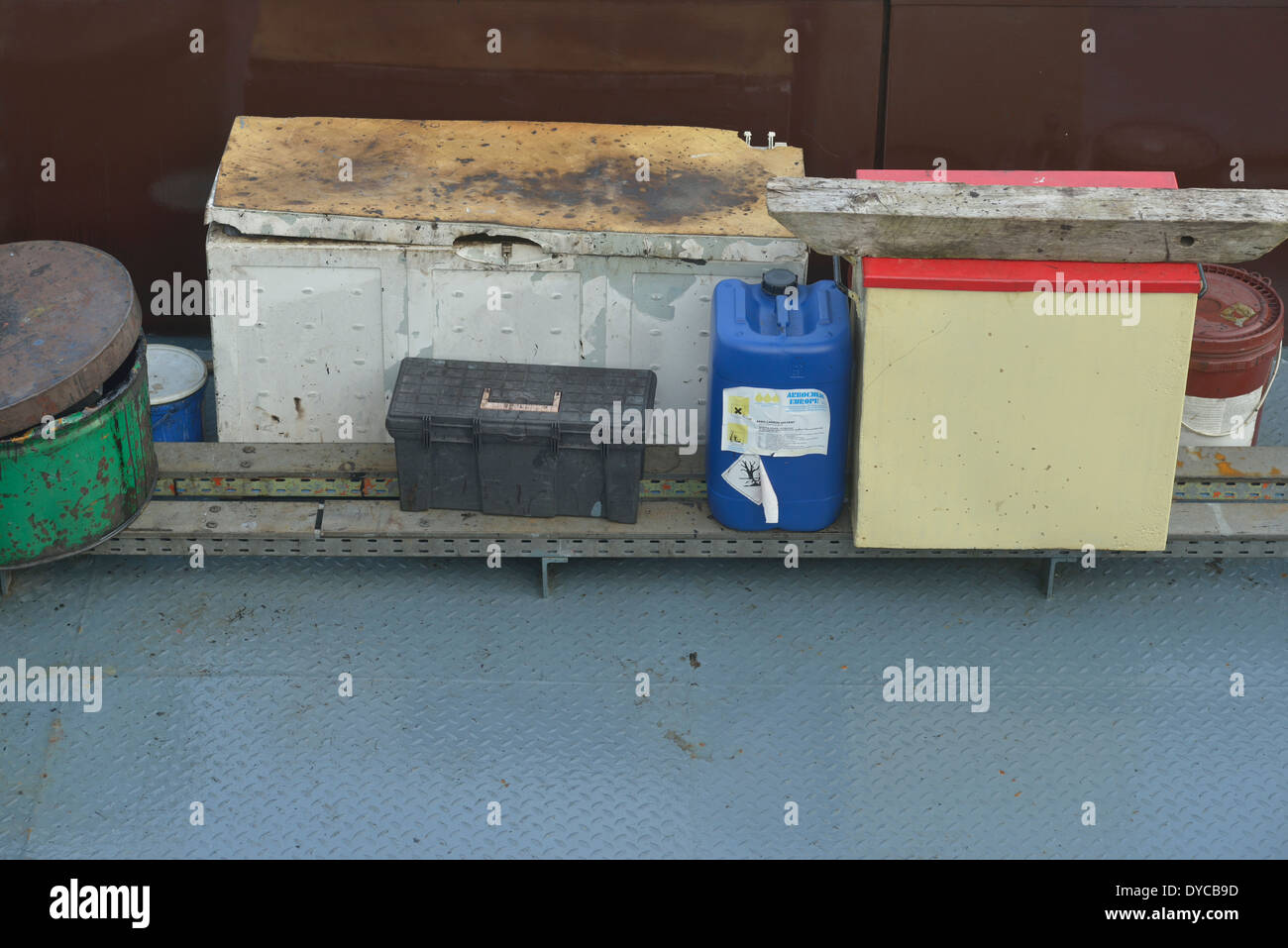 Détail de boîtes à outils sur un pont de pétroliers Banque D'Images