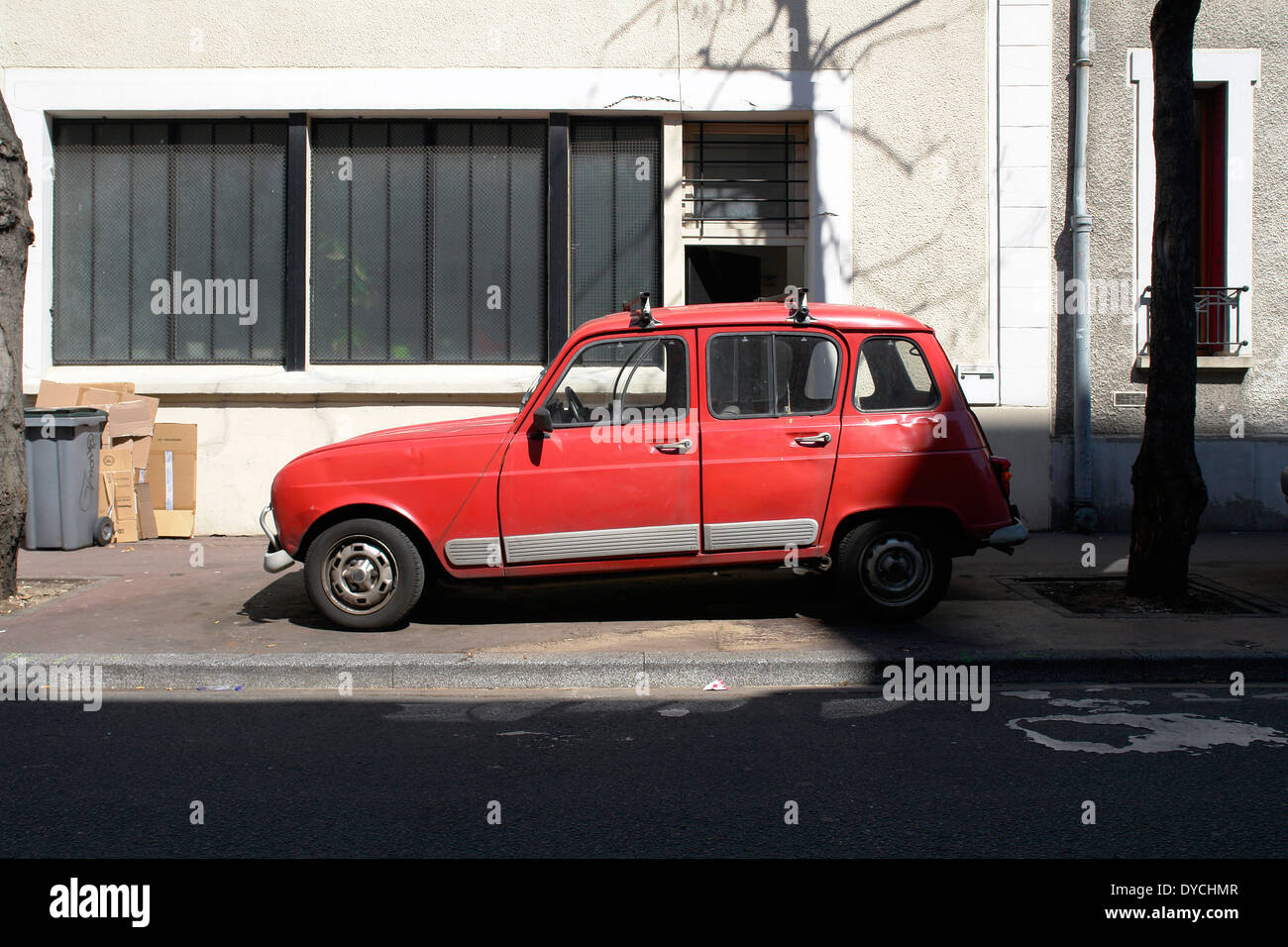 rouge renault 4l Banque D'Images