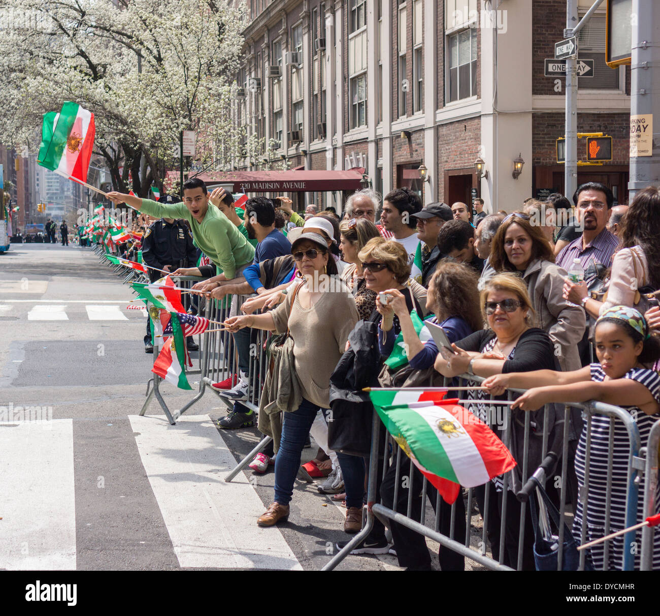 Iranian-Americans et partisans au 11e défilé de Perse sur Madison Avenue. à New York Banque D'Images