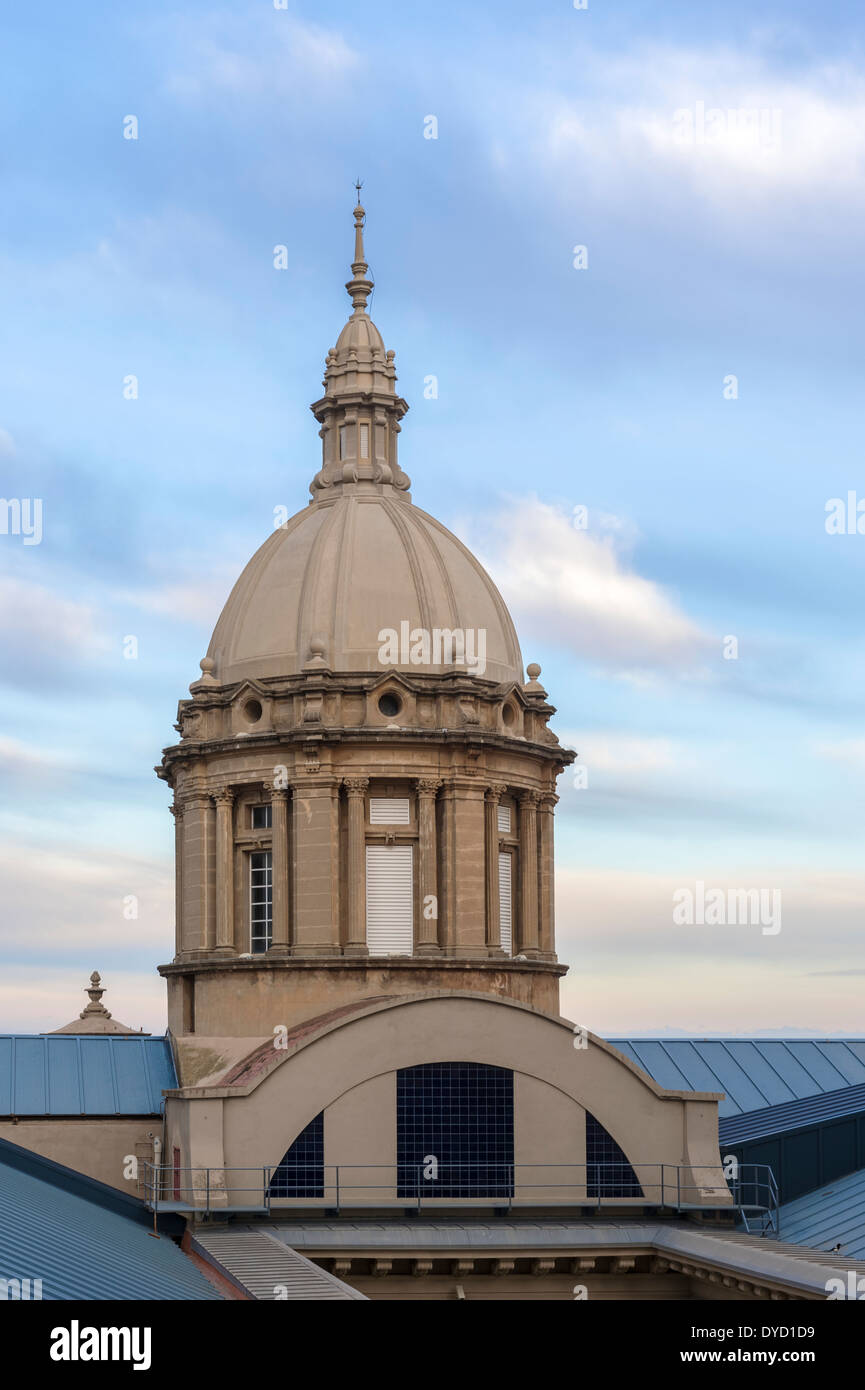 Close up on tour au palais de Montjuic. Barcelone Palau Nacional, le palais national est aujourd'hui un musée d'art, à proximité de la plaza de Banque D'Images