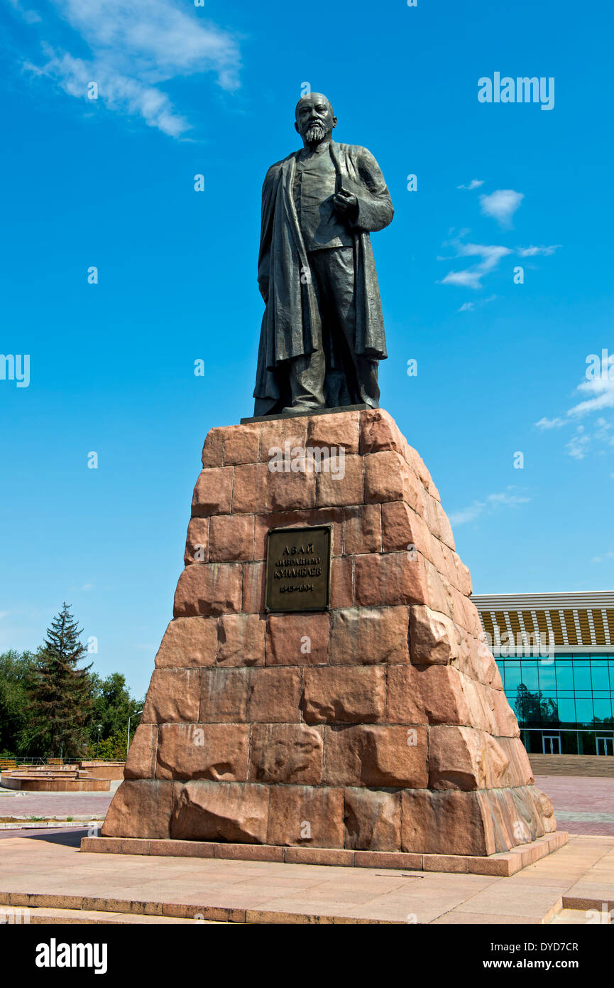Monument de la poète Abai Kunanbaev, Almaty, Kazakhstan Banque D'Images