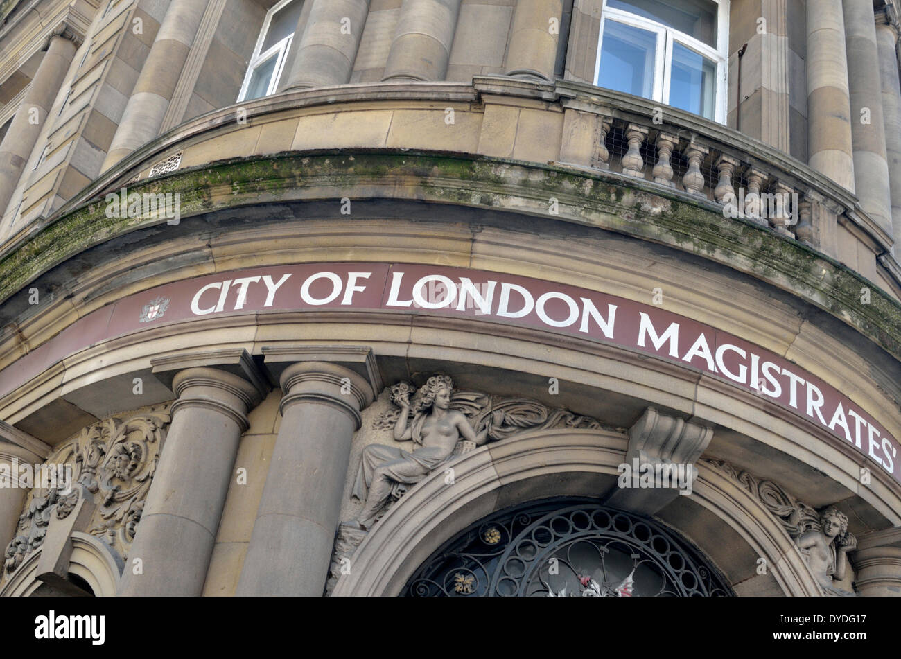 Ville de London Magistrates Court dans la rue de la reine Victoria. Banque D'Images