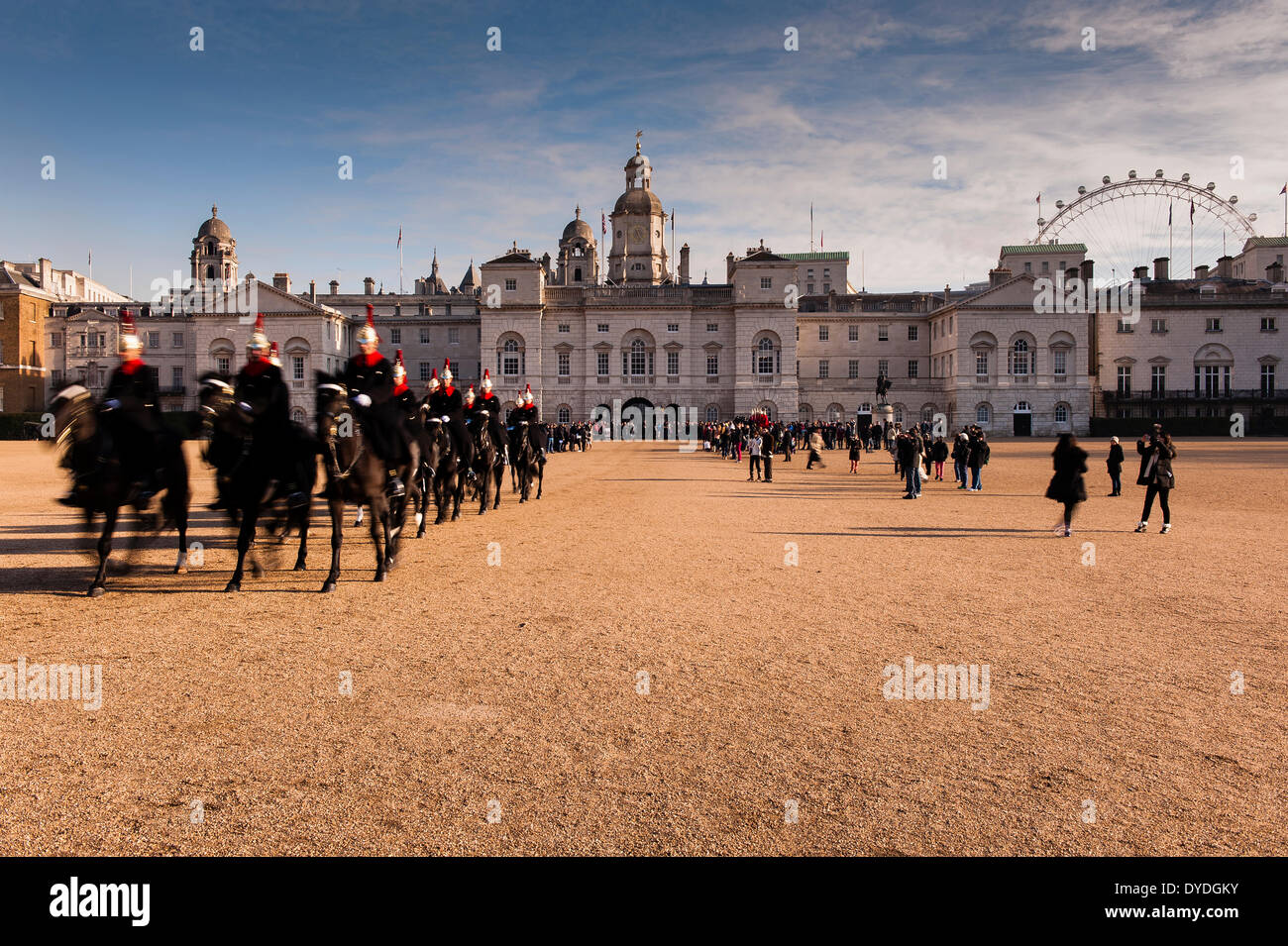 Changement de la garde à Horse Guards Parade. Banque D'Images