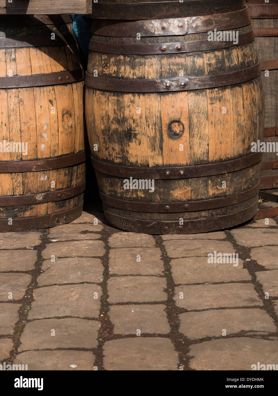 Whisky de barils en bois Banque D'Images