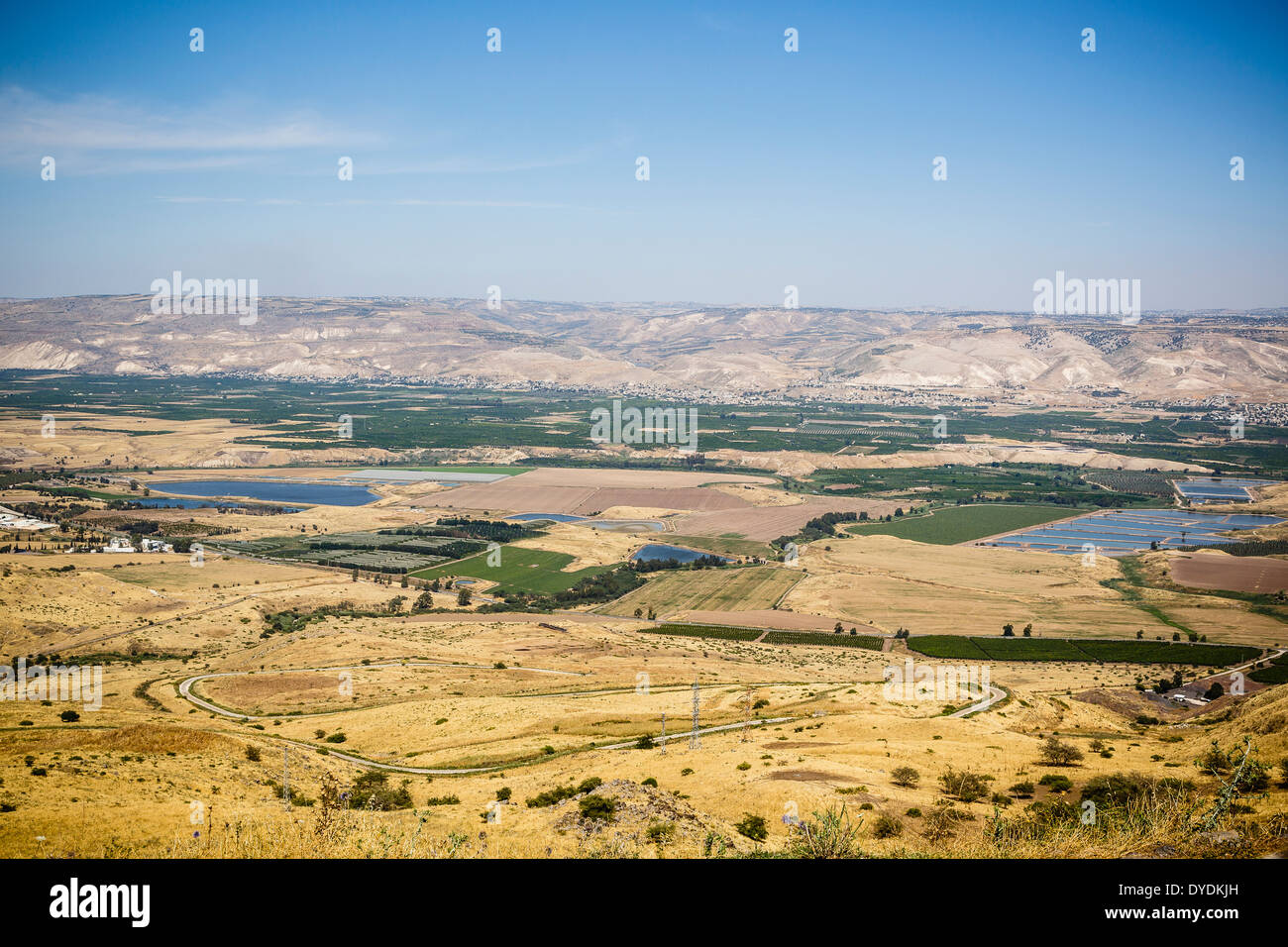 Vue sur la vallée du Jourdain vu de la forteresse des croisés de Belvoir, Galilée, Israël. Banque D'Images