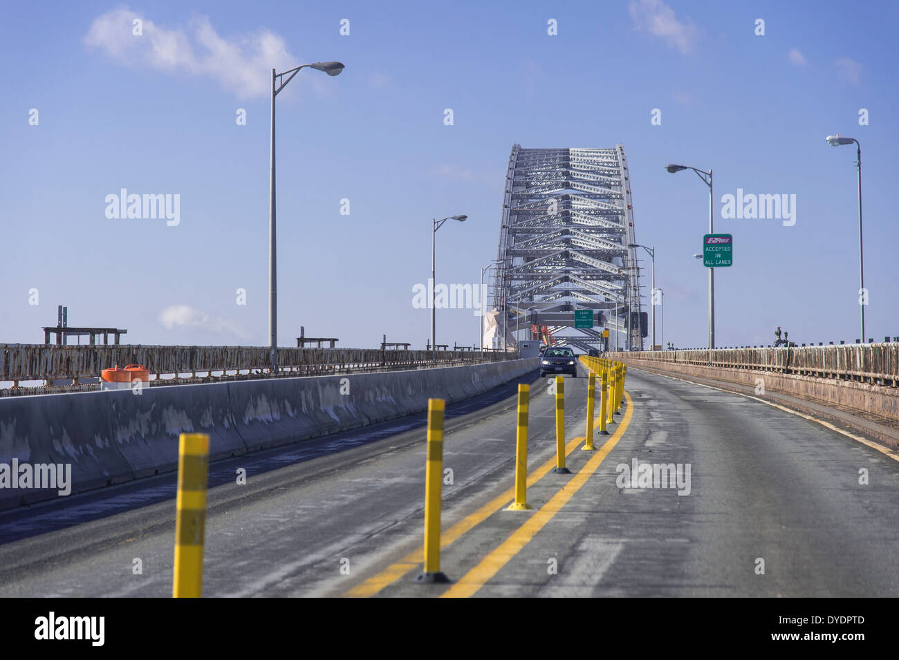 L'approche de la route, du pont de vue des pilotes Banque D'Images