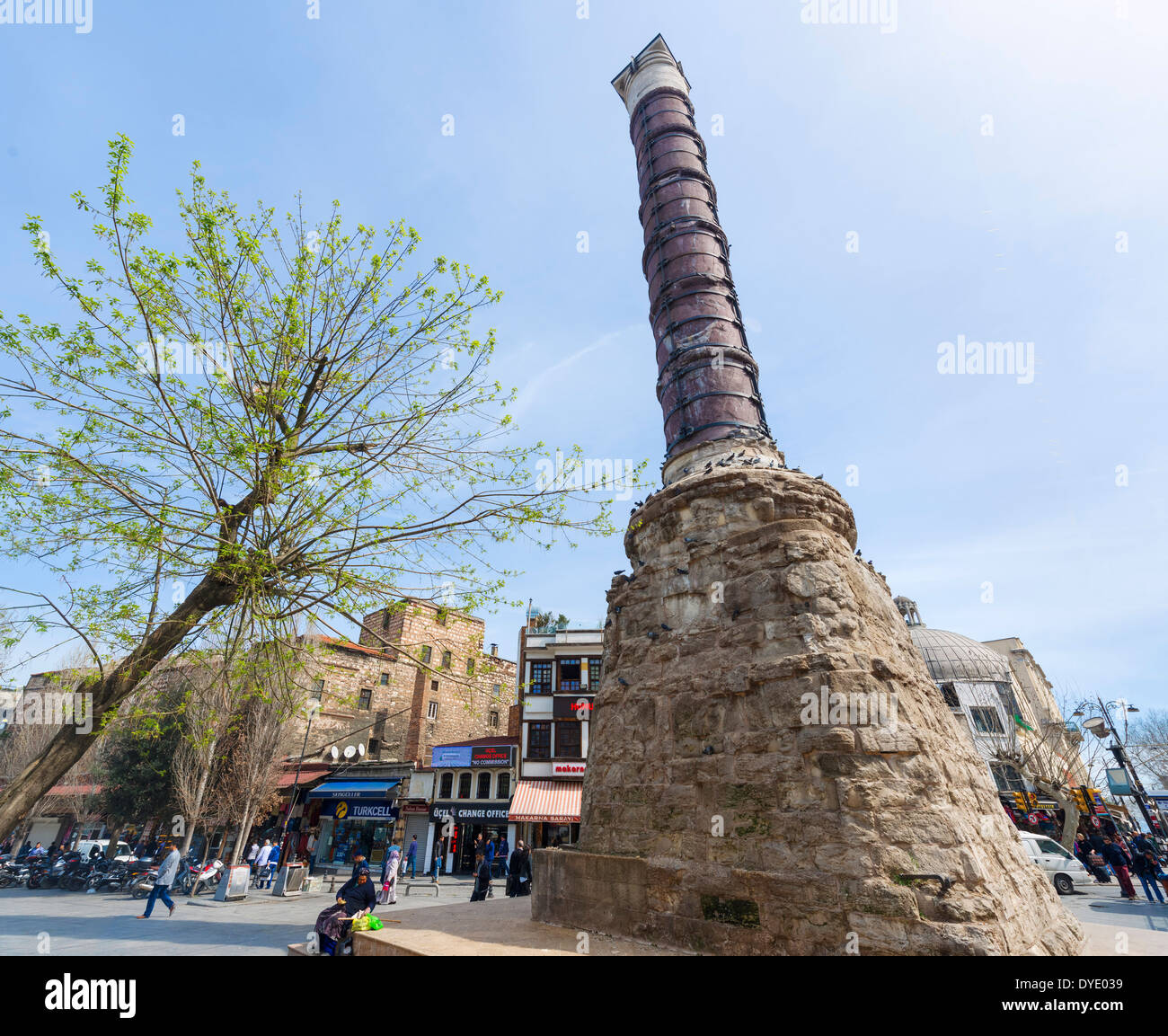 La colonne de Constantin (Yeniçeriler Caddesi, Çemberlitas), Istanbul, Turquie. Banque D'Images