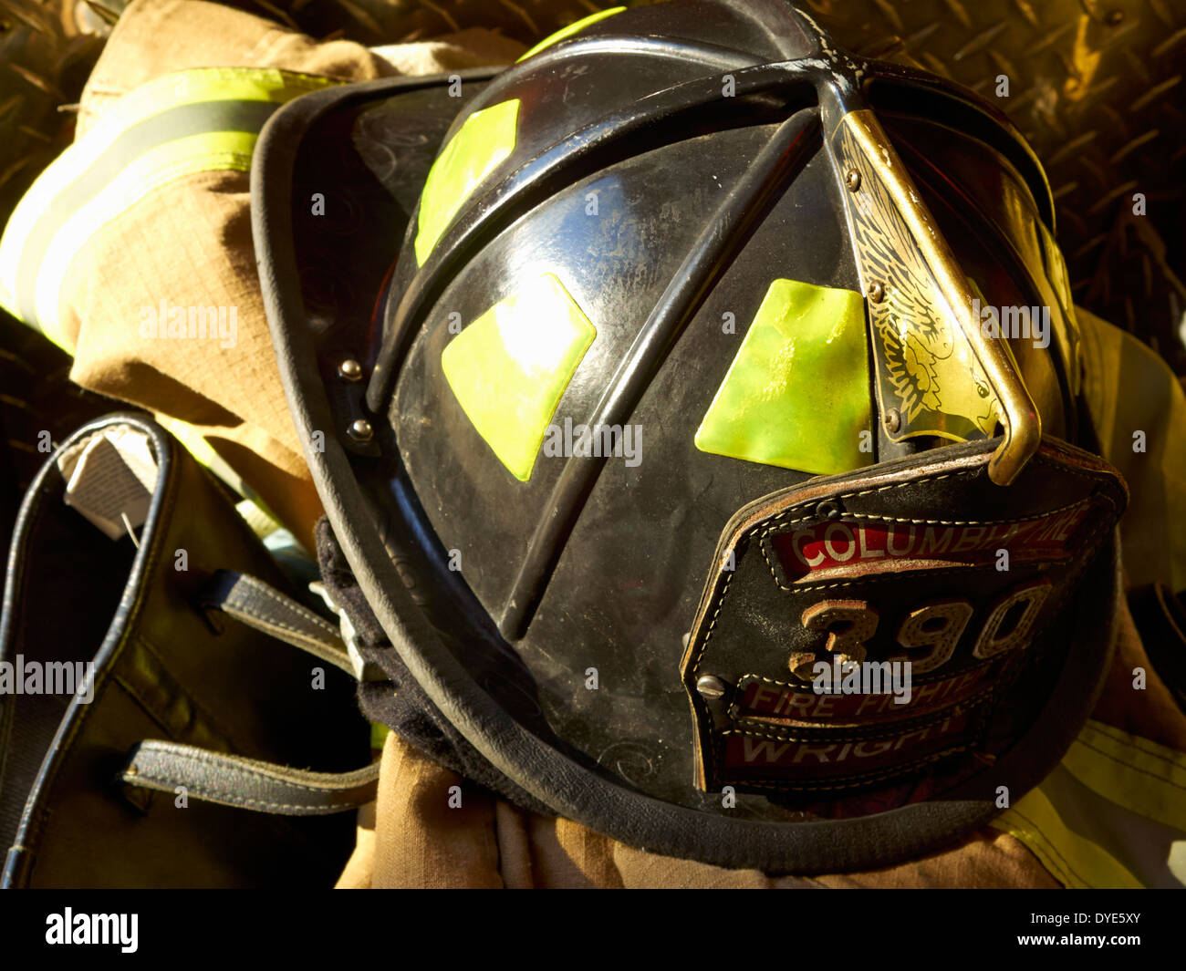 Firefighter helmet america Banque de photographies et d'images à haute  résolution - Alamy