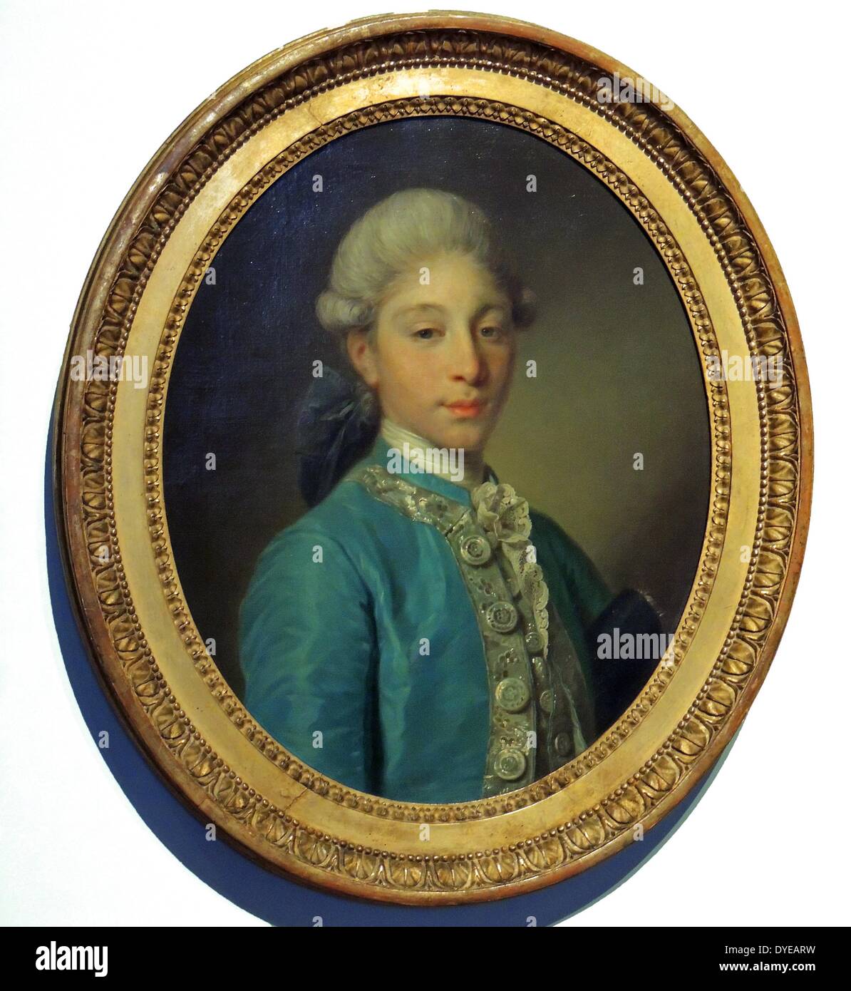 Portrait du Marquis de Saint-Paul par Jean Baptiste GREUZE (1725-1805) huile sur toile, c 1760. Bien que le peintre français Greuze est connu essentiellement pour ses scènes de genre avec des chiffres, il était aussi un portraitiste recherché. À ce jeune marquis est dépeint dans un style élégant et naturellement. Banque D'Images