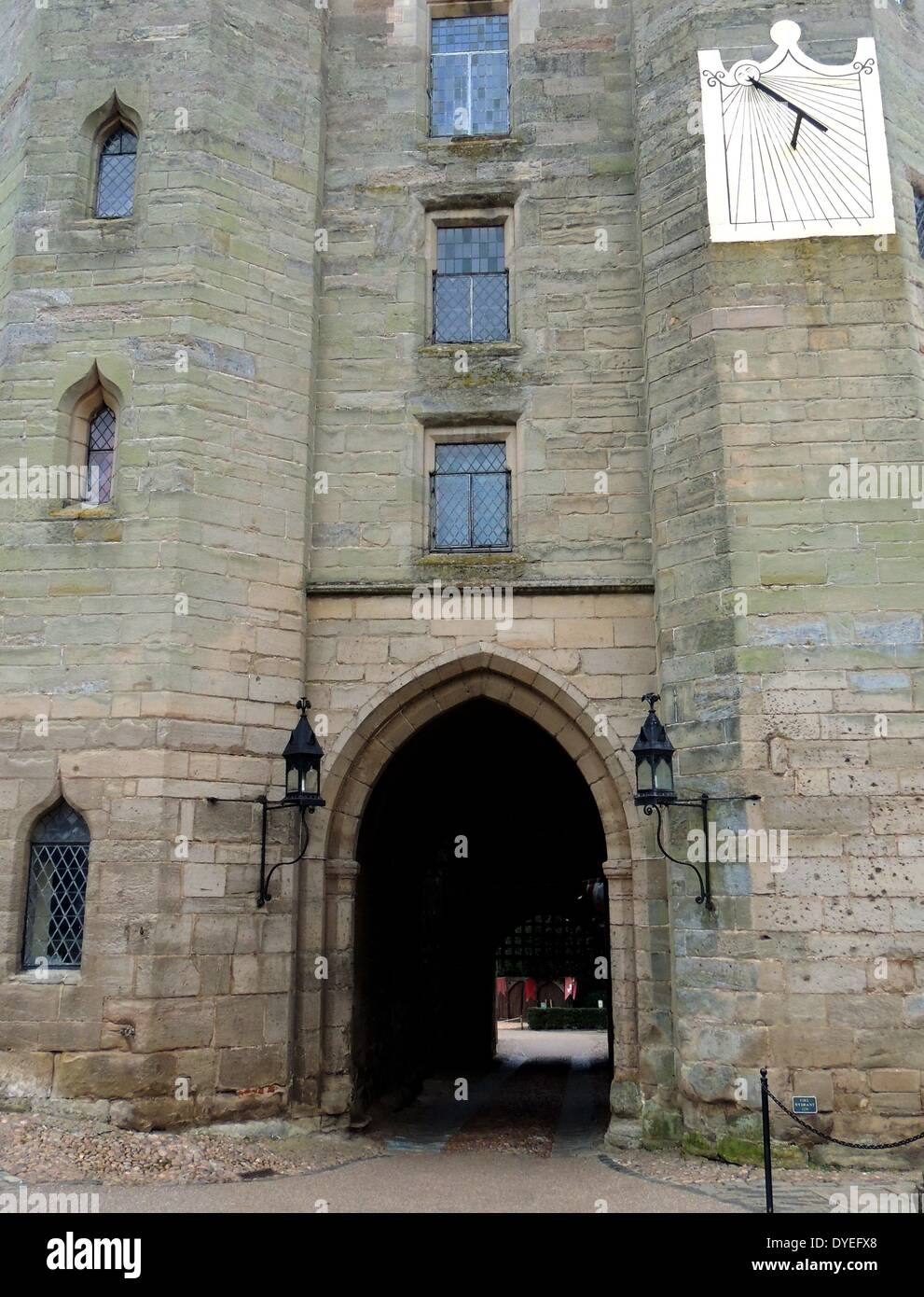 Vue sur le château de Warwick en 2013. Le château médiéval a été élaboré à partir d'un original construit par William le Conquérant en 1068 Banque D'Images
