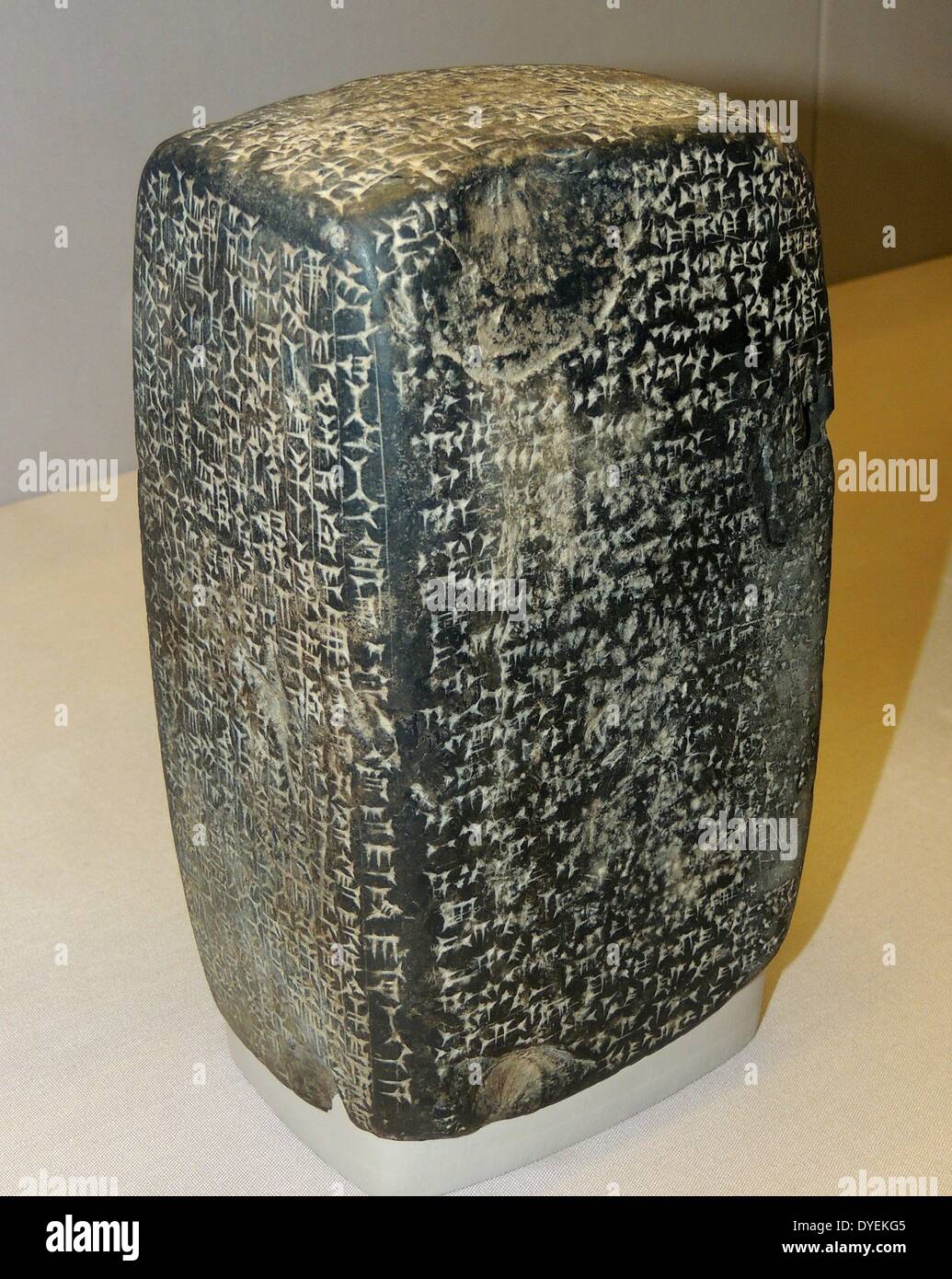 Document de base en pierre 1275 B.C. Un compte du Roi Adad-Nirari I victoires sur le Mitannians. Banque D'Images