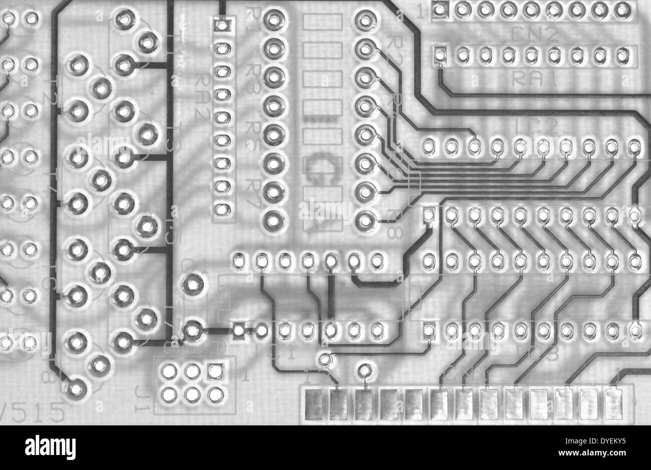Carte de circuits imprimés en noir et blanc fond régime Banque D'Images