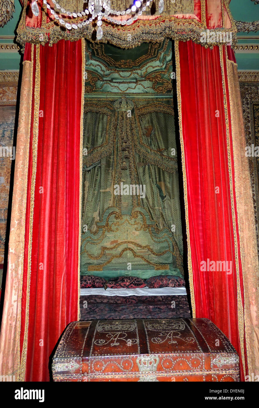 La chambre Queen Ann au château de Warwick. (6 février 1665 - 1er août 1714[1]) est devenue la Reine de l'Angleterre, l'Ecosse et l'Irlande le 8 mars 1702. Le 1er mai 1707, Banque D'Images