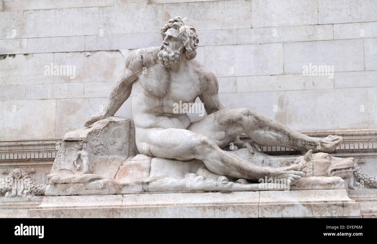 Détail d'une statue au Monumento Nazionale a Vittorio Emanuele II ou "monument" est un monument situé à Rome construit en l'honneur du roi Victor Emmanuel, le premier roi d'une Italie unifiée. Ouverture : 1925 ; conçu par l'architecte Giuseppe Sacconi Banque D'Images