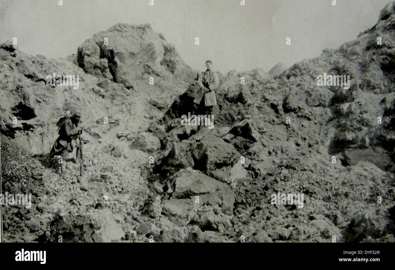 L'armée française dans la ville de Clarency, au cours de la deuxième bataille d'Artois, à partir du 9 mai - 18 juin 1915. Le front occidental pendant la Première Guerre mondiale. Banque D'Images