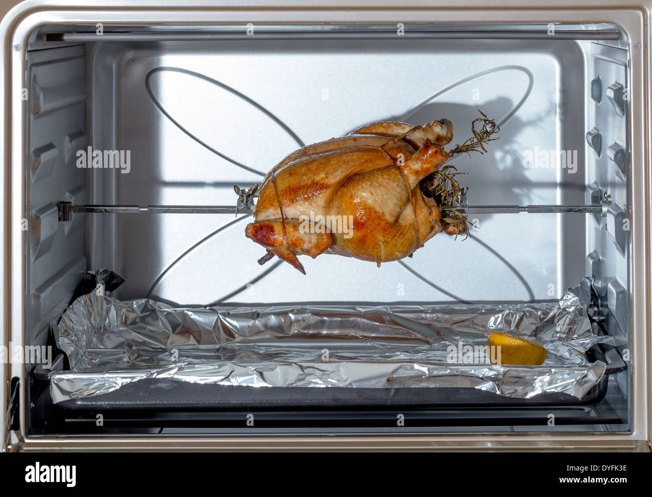 Rotisserie oven Banque de photographies et d'images à haute résolution -  Alamy