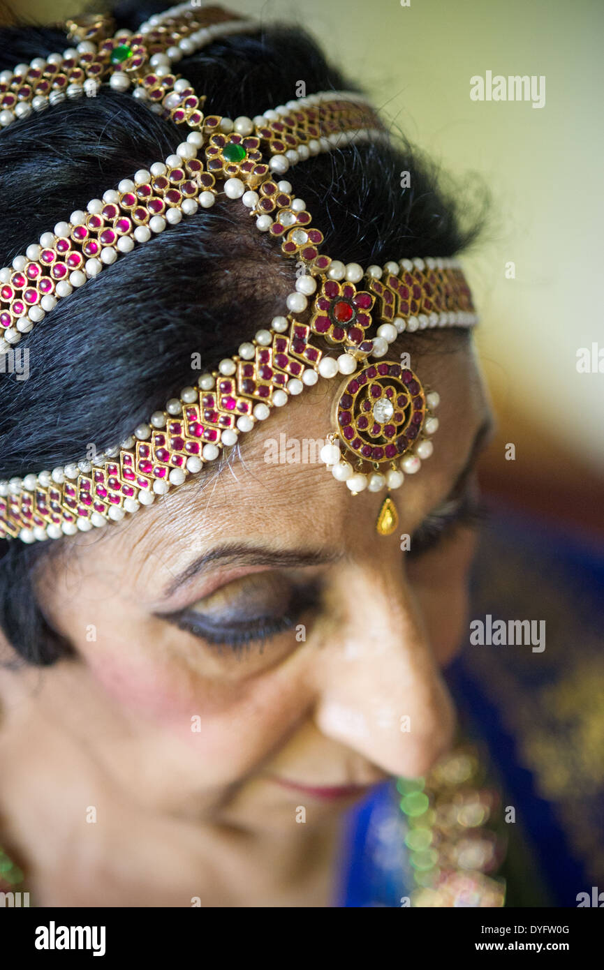 Détail des bijoux pour la danse indienne Banque D'Images