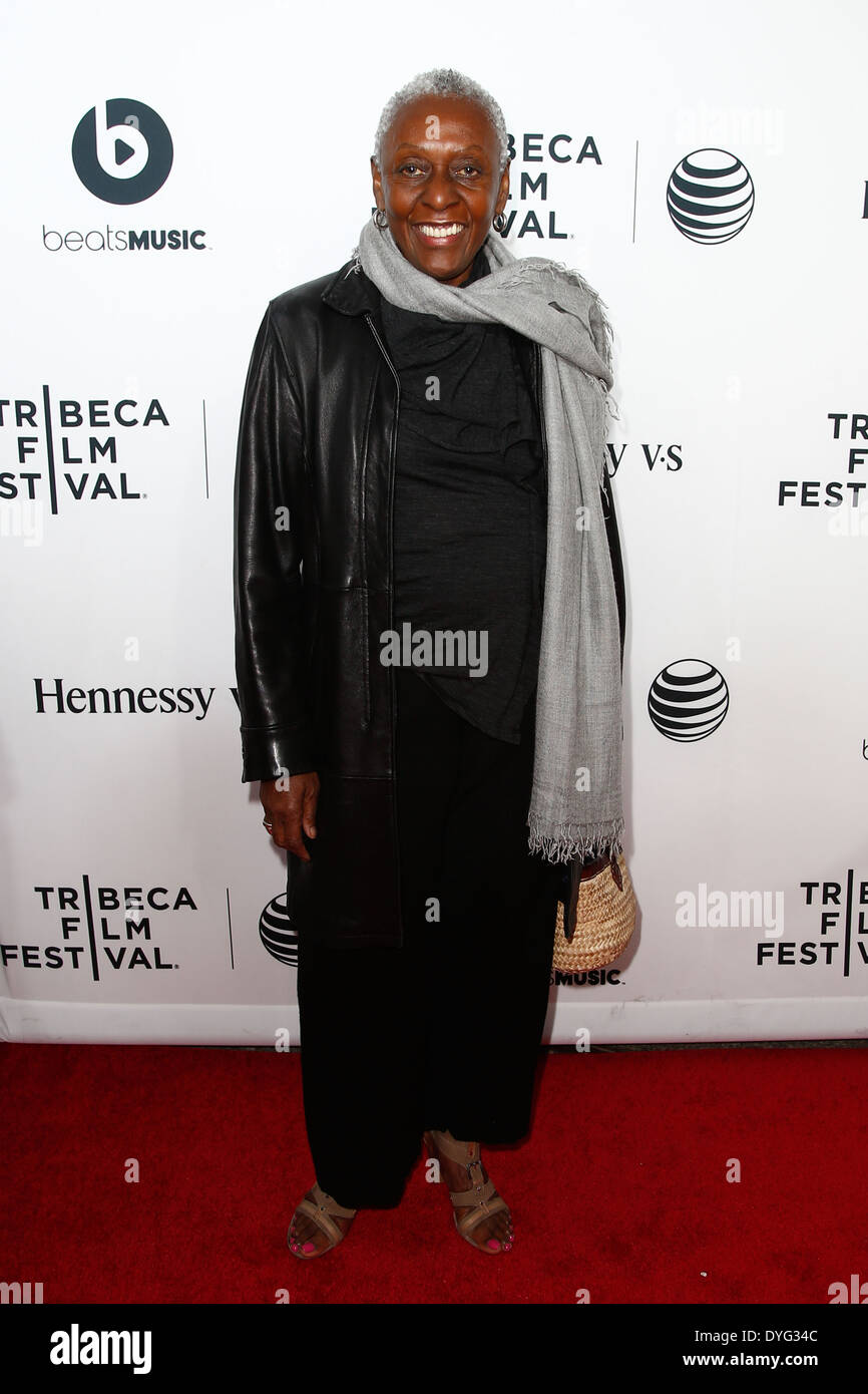 Bethann Hardison assiste à la première mondiale de 'Temps' à l'Illmatic est 2014 Tribeca Film Festival Soirée d'ouverture. Banque D'Images
