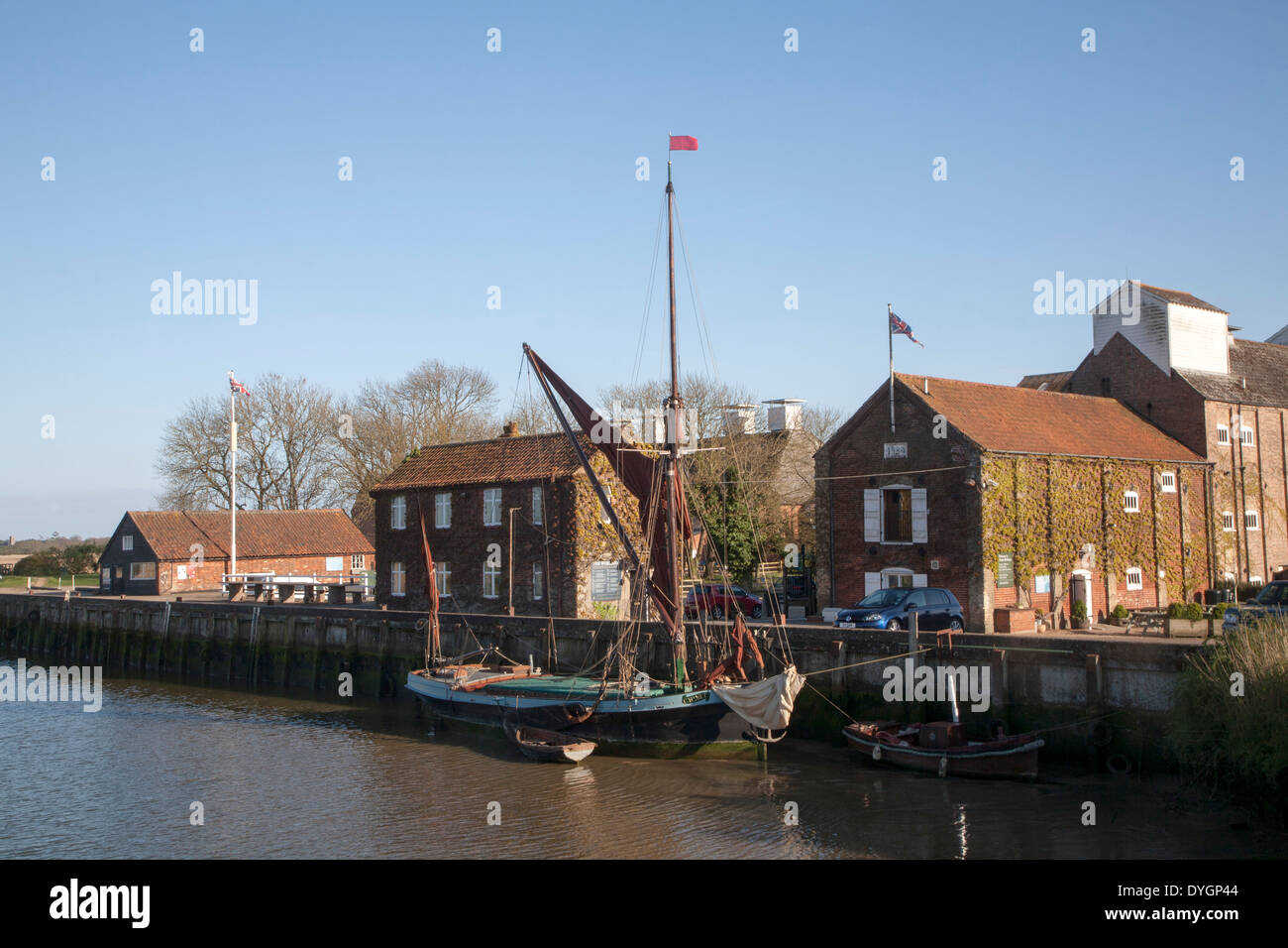 Cygnet un chaland 1881 Spritsail historique construit sur la rivière Alde au Snape Maltings, Suffolk, Angleterre Banque D'Images