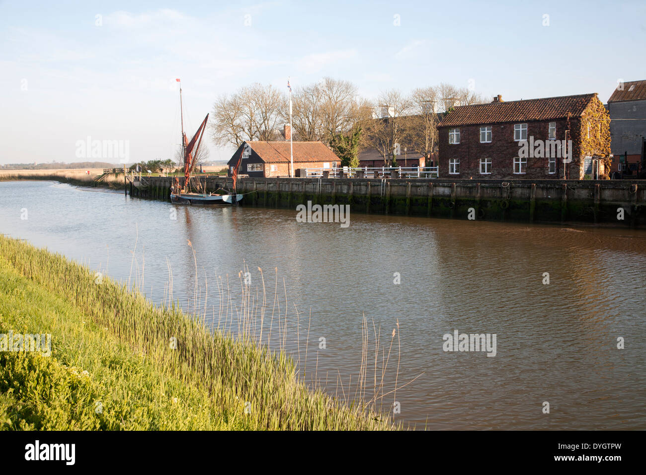 Cygnet un chaland 1881 Spritsail historique construit sur la rivière Alde au Snape Maltings, Suffolk, Angleterre Banque D'Images