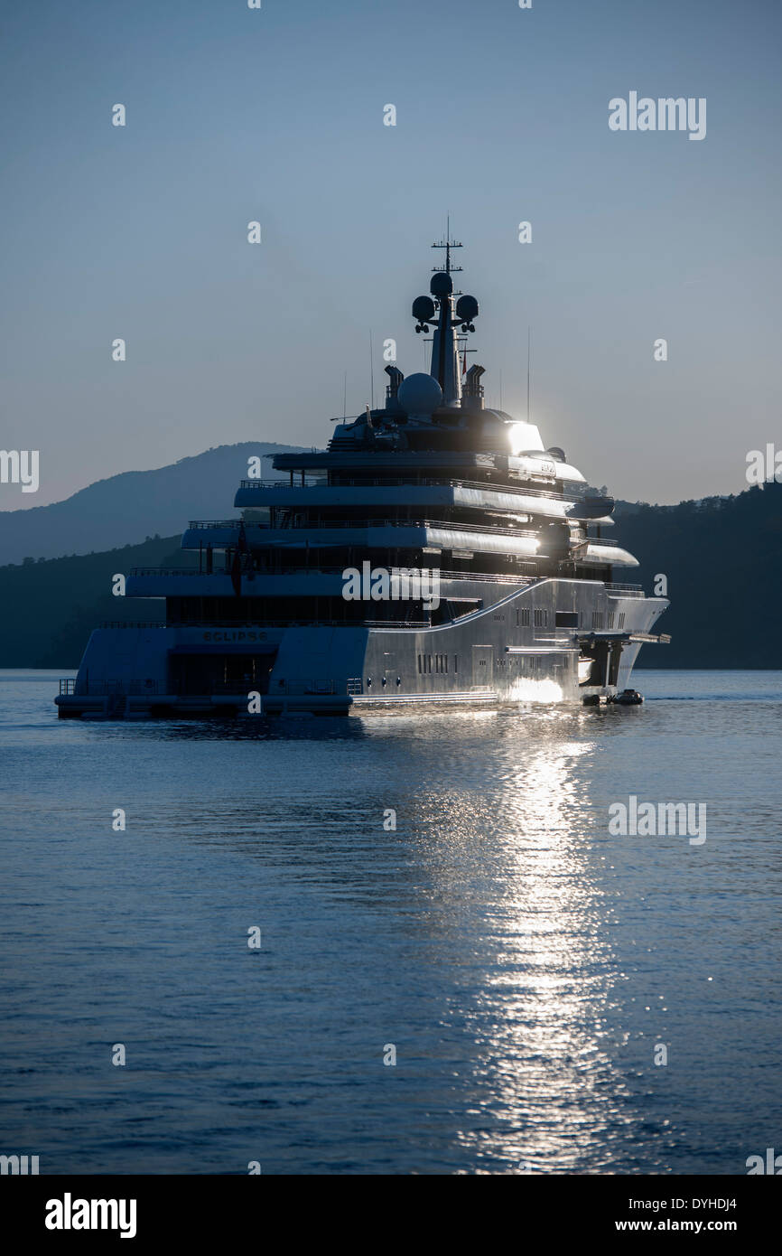Türkei, Provinz Mugla, Fethiye, die ist mit einer Eclipse Länge von 162 zweitlängste Mega-Yacht Compteur die aktuell der Welt. Banque D'Images