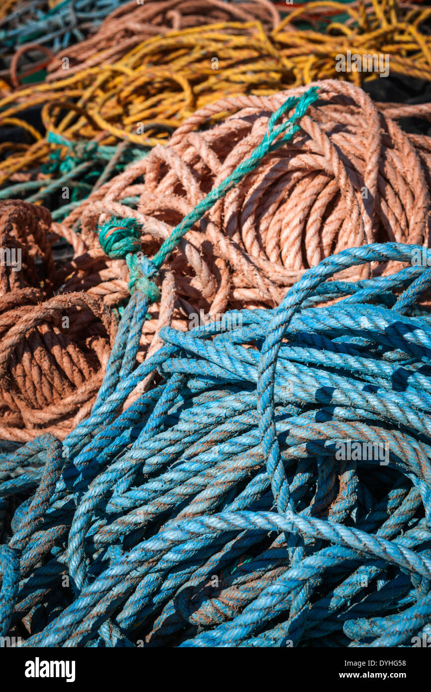Tas de cordes de pêche dans la région de North Rustico, Prince Edward Island, Canada. Banque D'Images